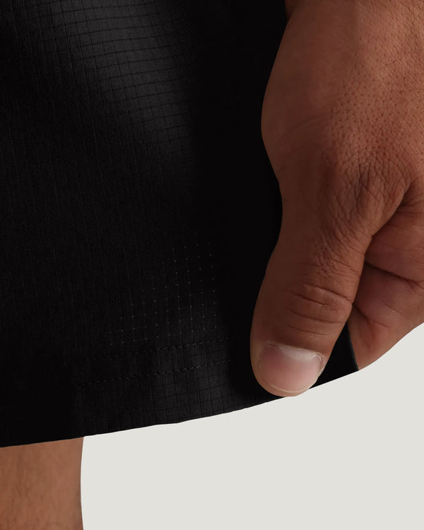 Men's Breeze Vent Short – 7" - Black