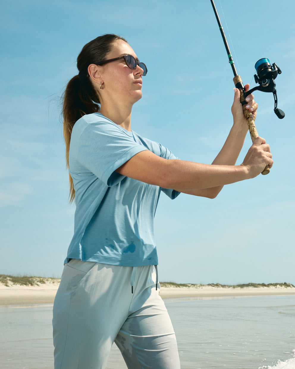 Women's Elevate Lightweight Tee - Tea